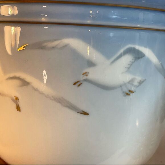 Bing & Grondahl Seagull with gold Flowerpot No 668 - Picture 10 of 15